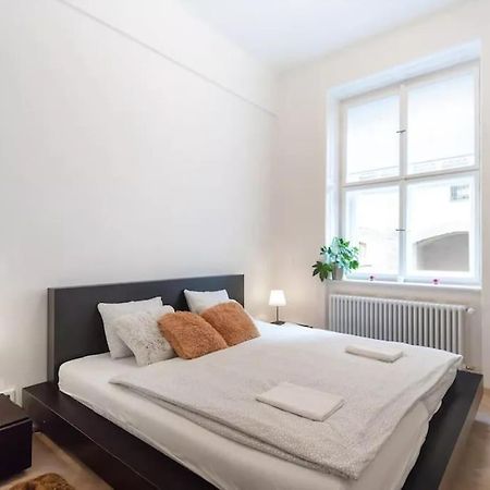 Luxury Apartment On Old Town Square Πράγα Εξωτερικό φωτογραφία