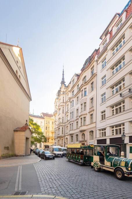 Luxury Apartment On Old Town Square Πράγα Εξωτερικό φωτογραφία