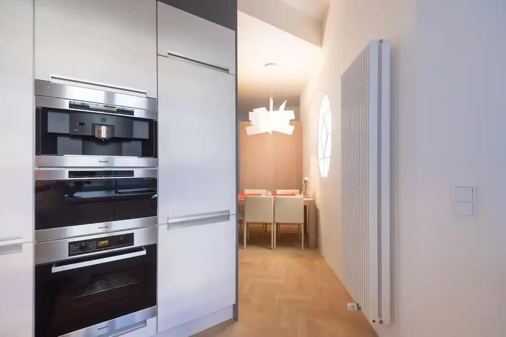 Luxury Apartment On Old Town Square Πράγα Εξωτερικό φωτογραφία