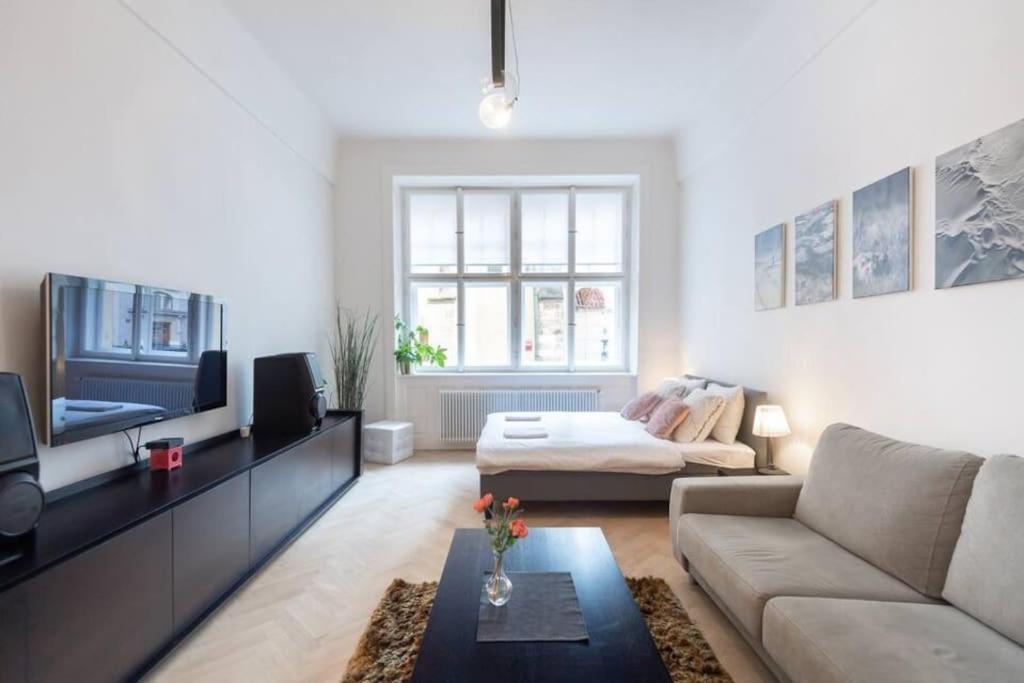 Luxury Apartment On Old Town Square Πράγα Εξωτερικό φωτογραφία
